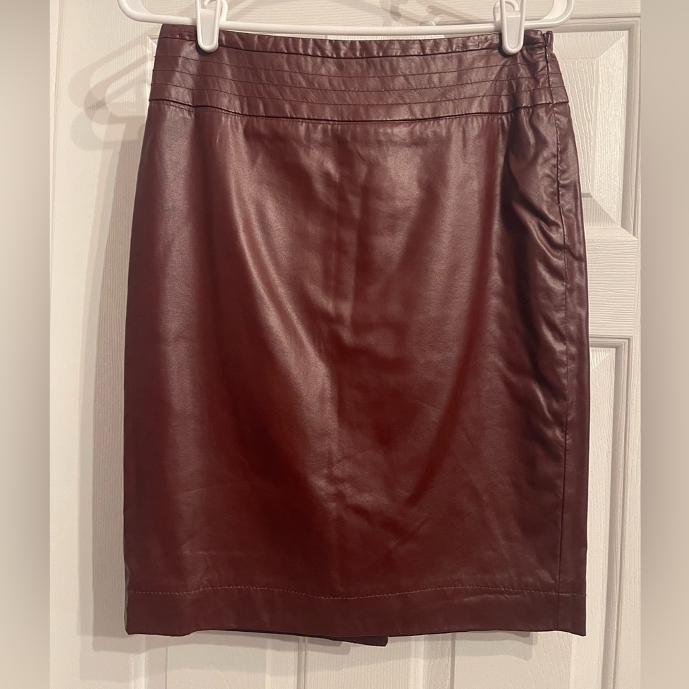 The Limited Burgundy Faux Leather Pencil Skirt Size 2